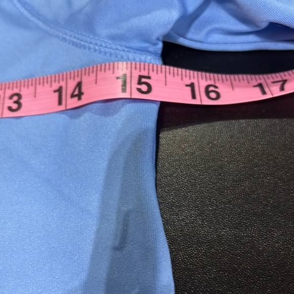 Art Class UPF 50+ Sun protection, crewneck,short sleeve, pullover stretch top - Picture 6 of 9